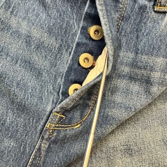 NEW Torrid Mom Jean Straight Premium Classic Denim High-Rise Crop Jeans Size 12 - Picture 5 of 6